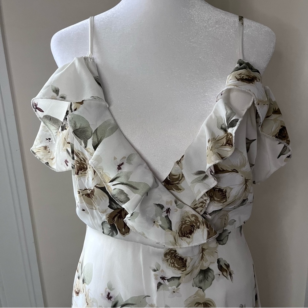 Boohoo Night Juanita cold shoulder floral frill midi skater dress - Picture 5 of 16
